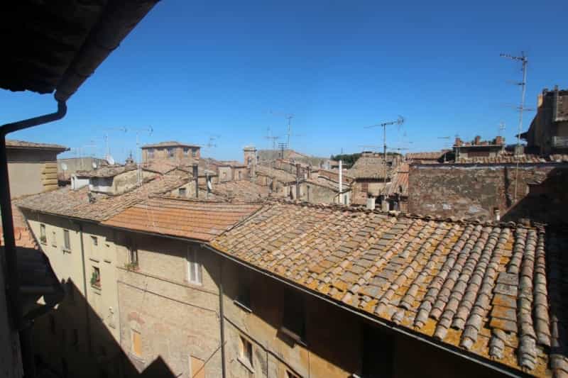 Condominium in Pisa, Tuscany 10082436