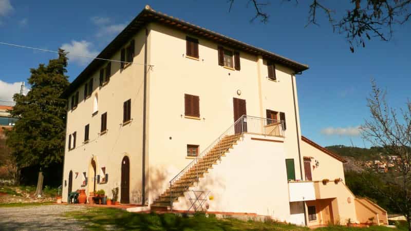 Condomínio no Volterra, Toscana 10082451