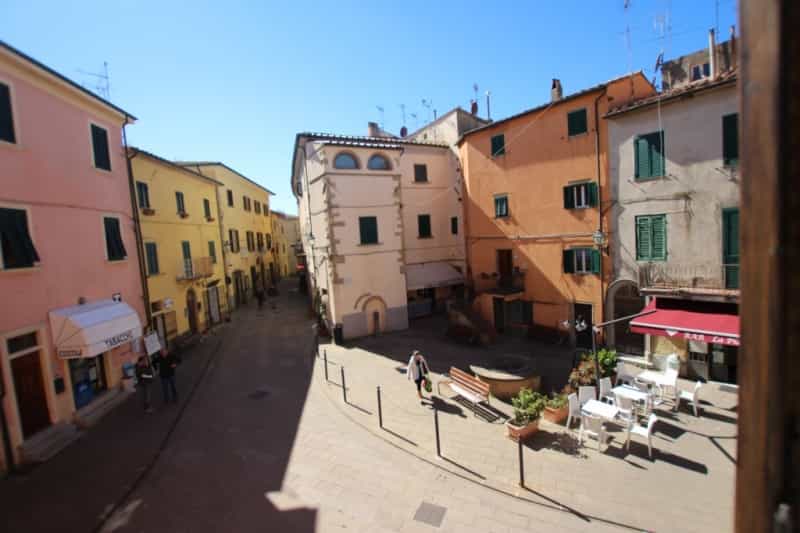 Condominium in Guardistallo, Toscane 10082459