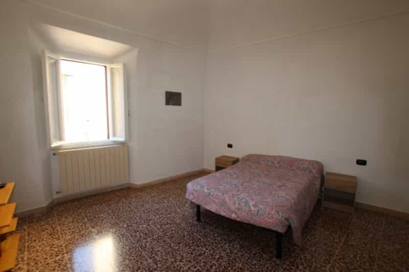 Condominium in Guardistallo, Tuscany 10082459
