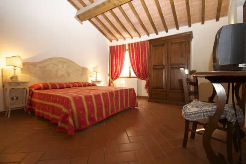 casa en Volterra, toscana 10082464