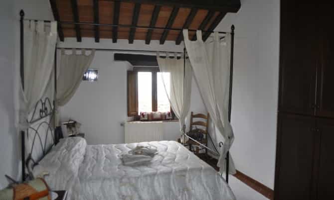 Condominio en Montecatini, Tuscany 10082465