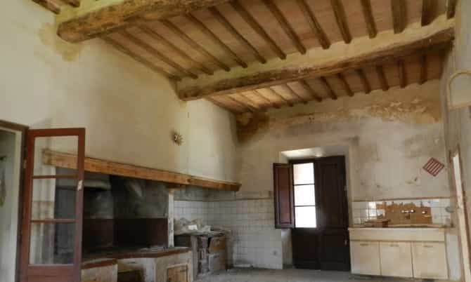 House in Monteroni d'Arbia, Tuscany 10082486
