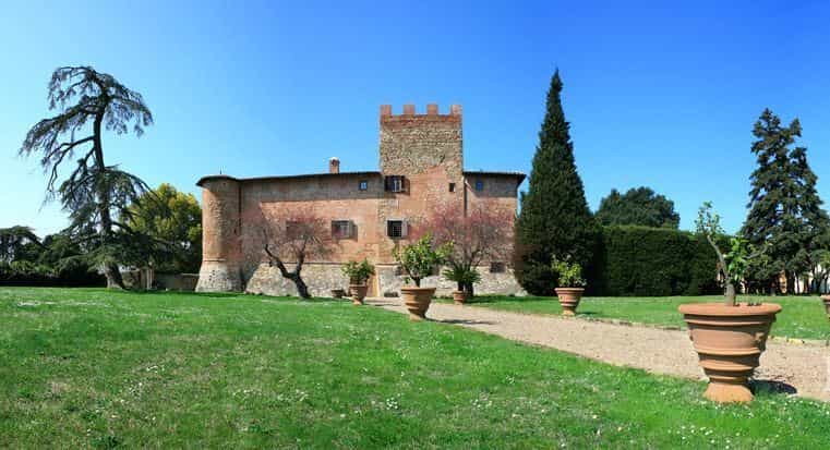 loger dans Château, Toscane 10082494
