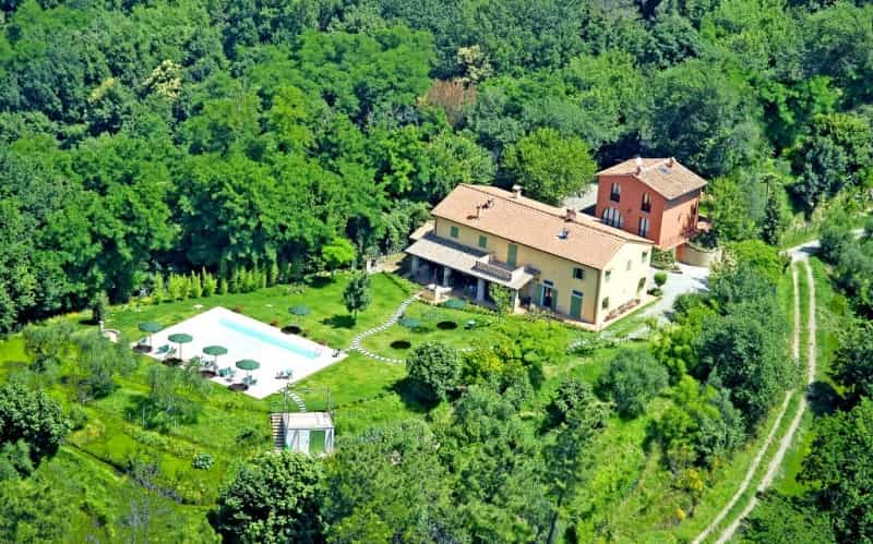 rumah dalam Mezzana, Tuscany 10082519