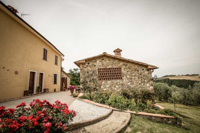 casa en Chianni, Tuscany 10082523