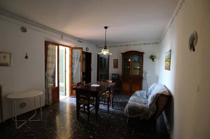 rumah dalam Pisa, Tuscany 10082536