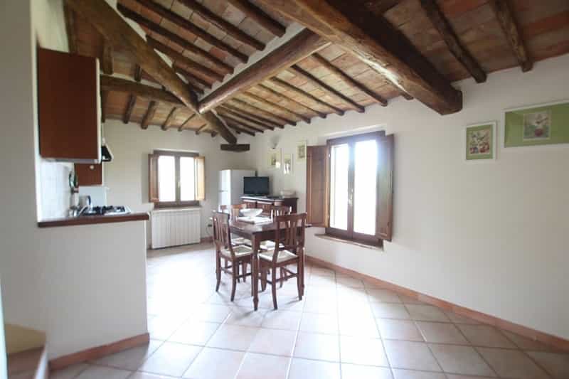 Condominio nel Colle di Val d'Elsa, Toscana 10082547