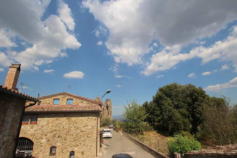 Dom w Volterra, Toskania 10082568