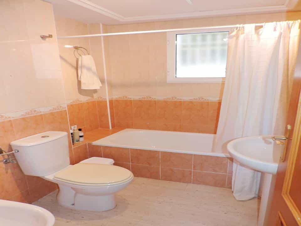 Будинок в Pinar De Campoverde, Alicante 10082708