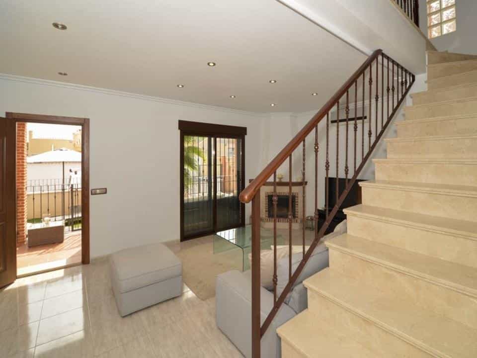 жилой дом в Pinar De Campoverde, Alicante 10082714