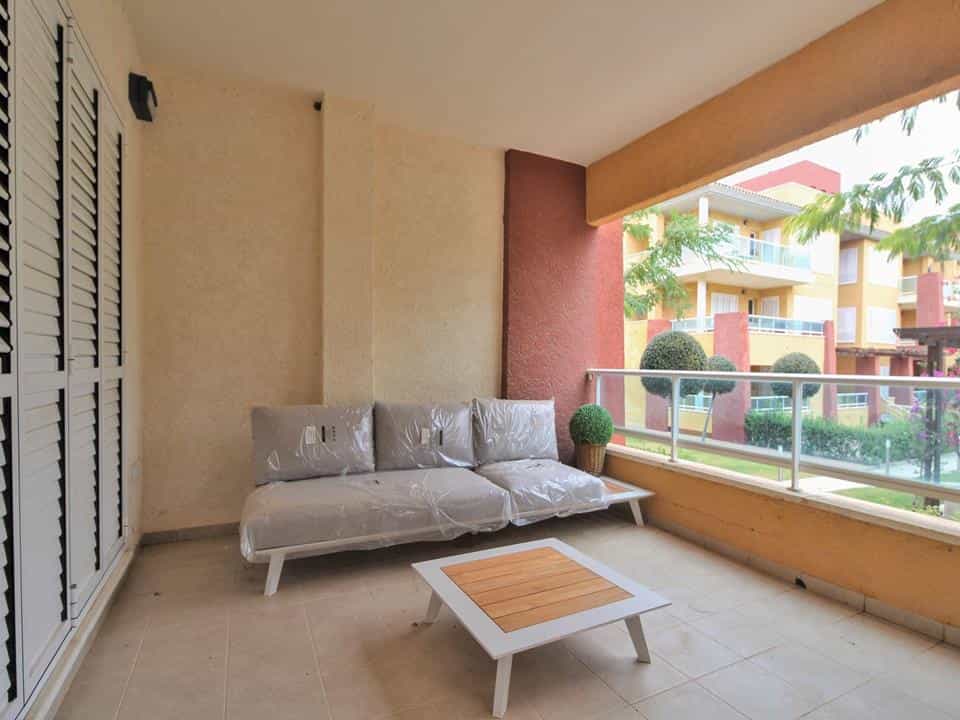 Condominium in Hacienda Del Alamo Golf Resort, Murcia 10082724