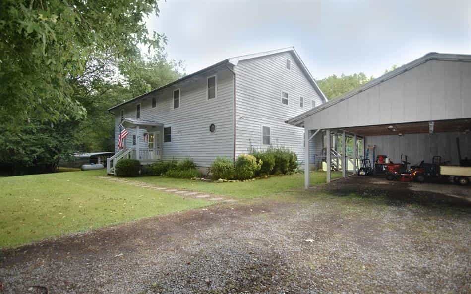House in Mineral Bluff, Georgia 10083256