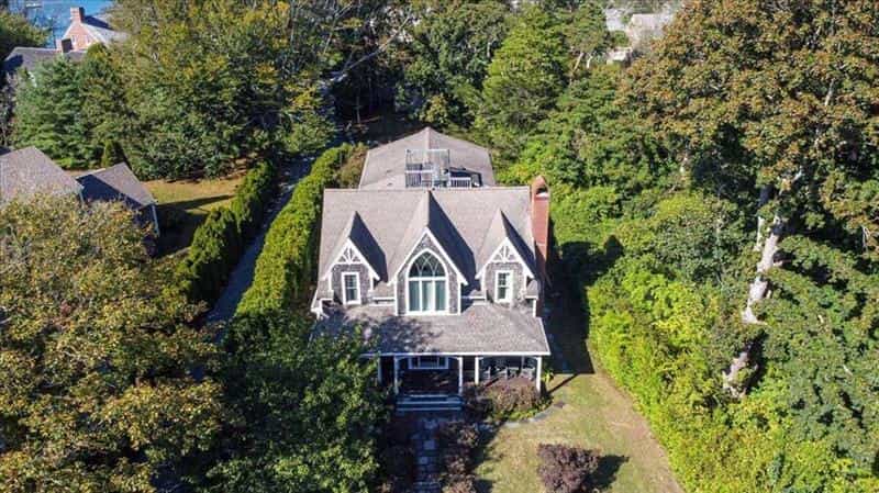 House in Chatham, Massachusetts 10083623