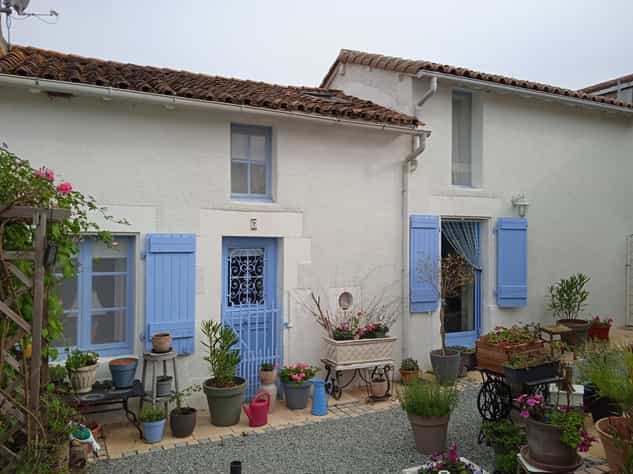 Hus i Saulgé, Nouvelle-Aquitaine 10083648