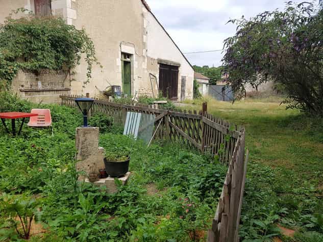 жилой дом в Saint Savin Sur Gartempe, Poitou-Charentes 10083652