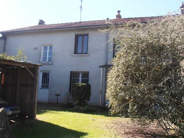 Condominium in Bussiere-Poitevine, Nouvelle-Aquitaine 10083654