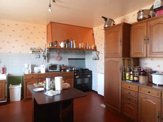 公寓 在 Val D'oire Et Gartempe, Limousin 10083654