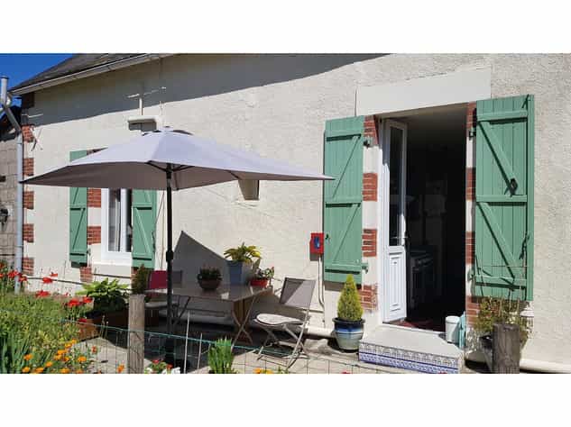 Casa nel Brigueil-le-Chantre, Nuova Aquitania 10083659