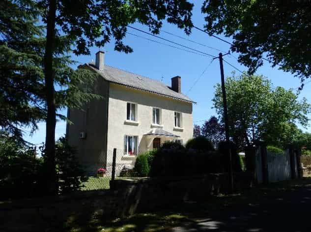 House in Millac, Nouvelle-Aquitaine 10083669