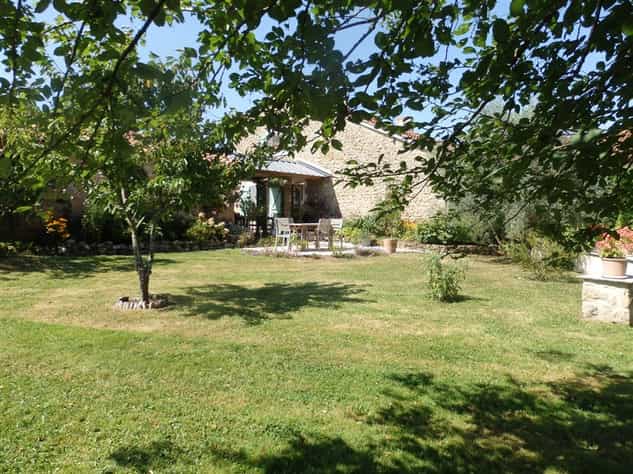 House in Saulge, Nouvelle-Aquitaine 10083677