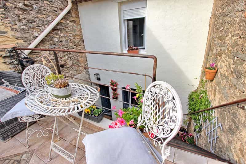 House in Homps, Languedoc-Roussillon 10083698