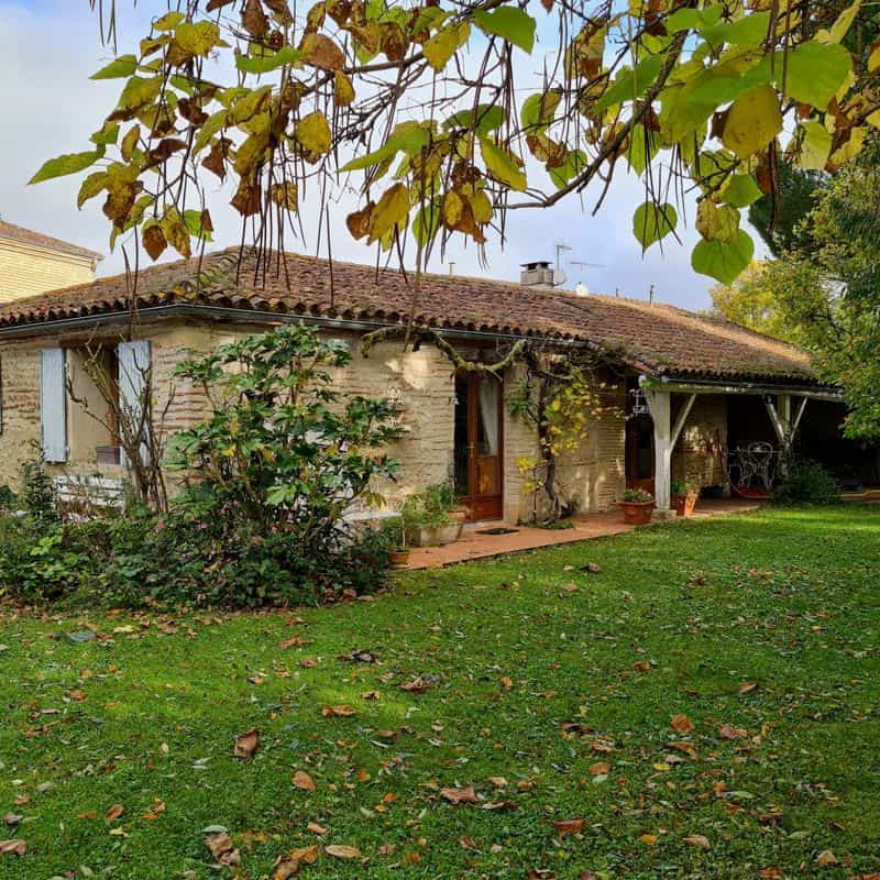 House in Montclar, Aquitaine 10083702