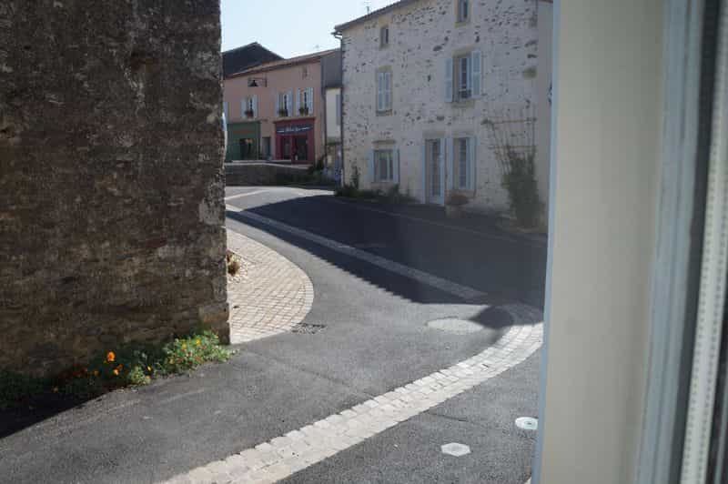 rumah dalam Vouvant, Membayar de la Loire 10083765