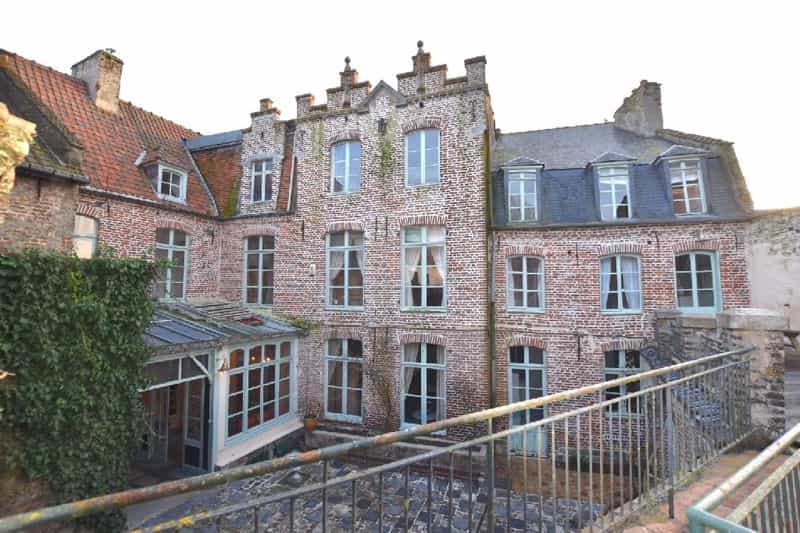 House in Hesdin, Nord-Pas-de-Calais 10083775
