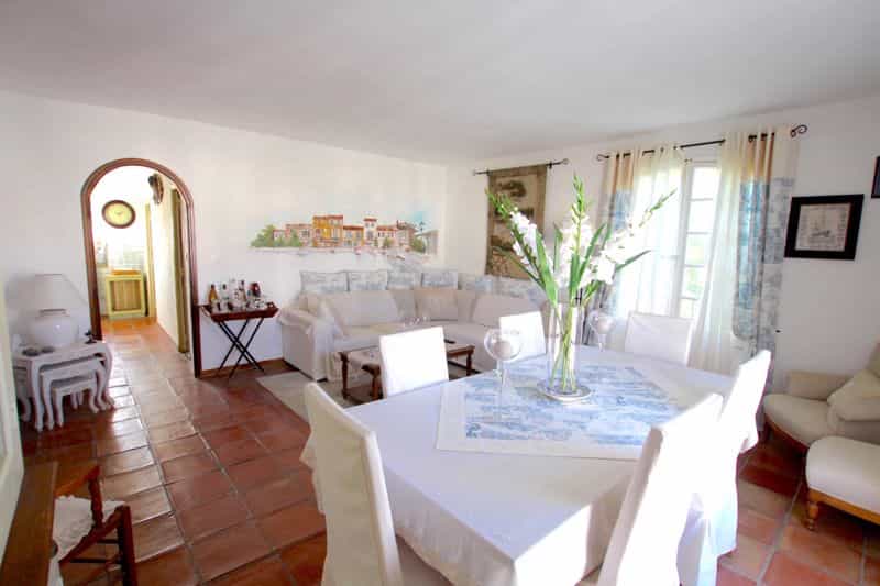 公寓 在 Port Grimaud, Provence-Alpes-Cote d'Azur 10083781