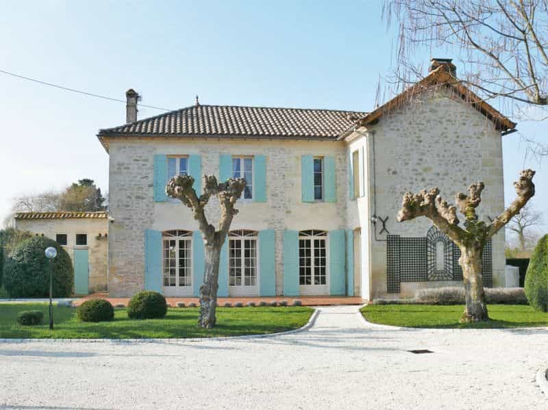 بيت في Branne, Nouvelle-Aquitaine 10083783