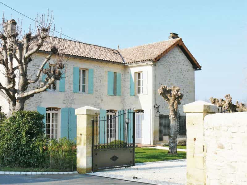 بيت في Branne, Aquitaine 10083783