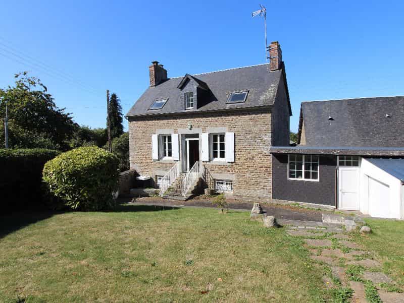 Huis in Fougerolles-du-Plessis, Pays de la Loire 10083784
