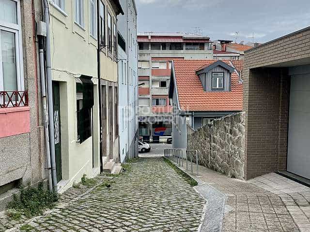 Land in Massarelos, Porto 10084059