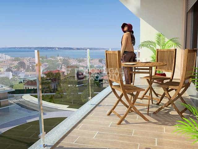 Condominium in Oeiras, Lisbon 10084267