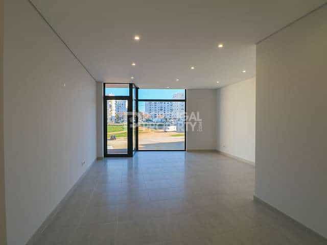 Condominium in Quarteira, Faro 10084382