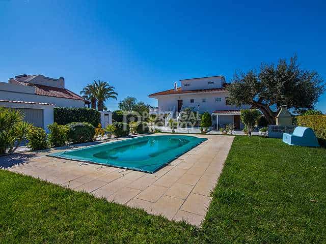 Будинок в Quarteira, Algarve 10084385