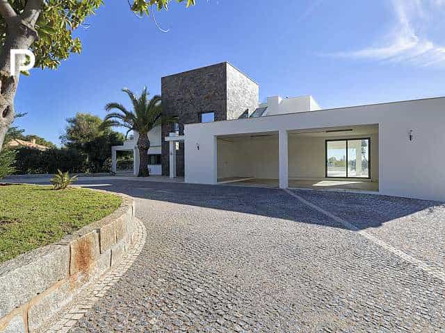 Talo sisään Alvor, Algarve 10085309