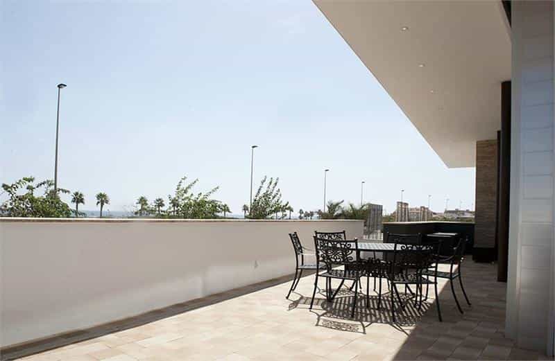 Bolig i Torre De La Horadada, Alicante 10085759