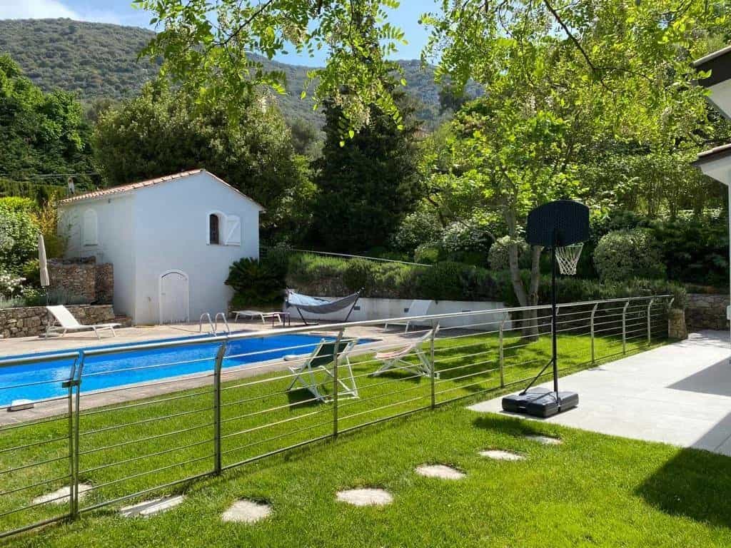Hus i La Turbie, Provence-Alpes-Cote d'Azur 10085907
