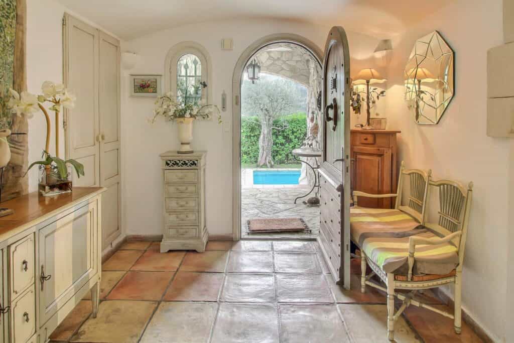 rumah dalam Menton, Provence-Alpes-Côte d'Azur 10085928