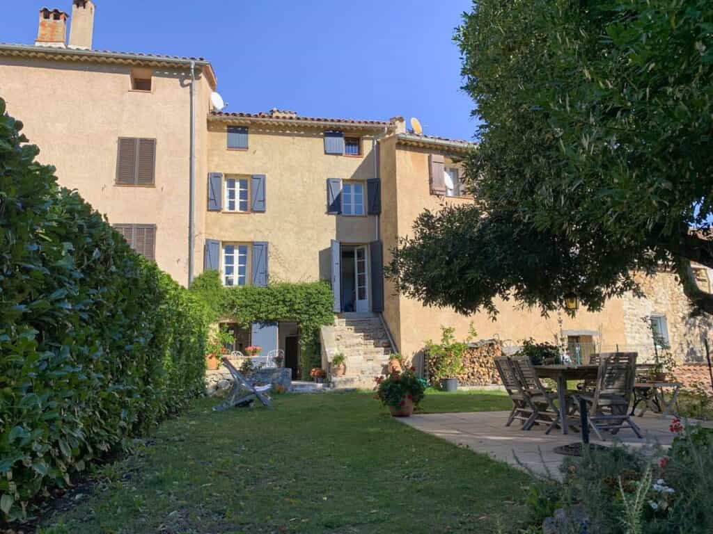 rumah dalam Seillans, Provence-Alpes-Côte d'Azur 10085992