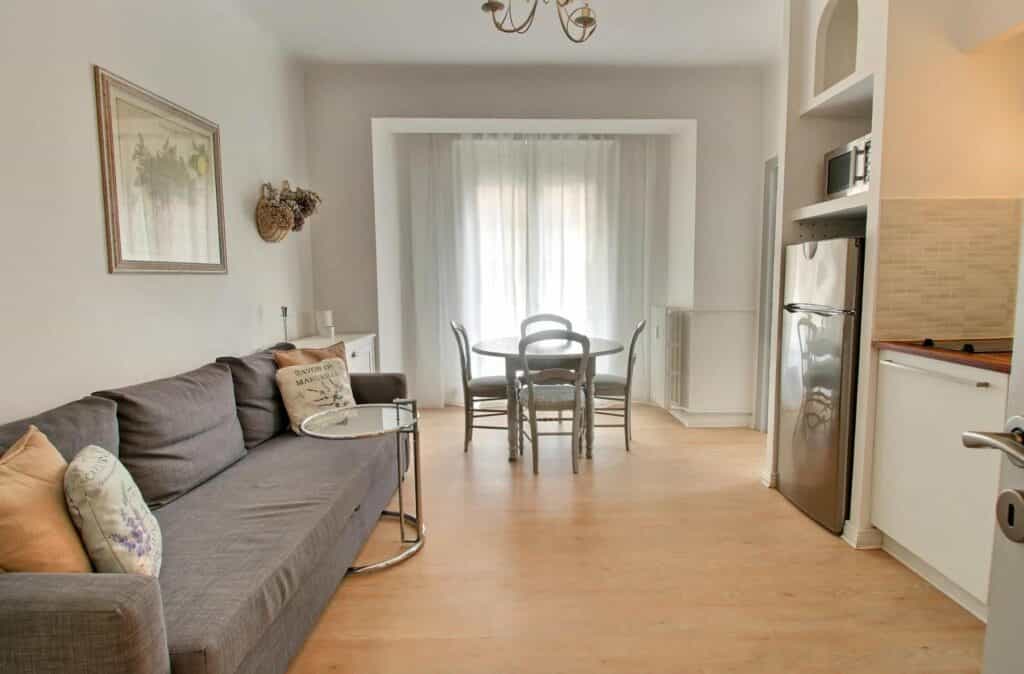 公寓 在 Cannes Banane, Provence-Alpes-Cote d'Azur 10086200