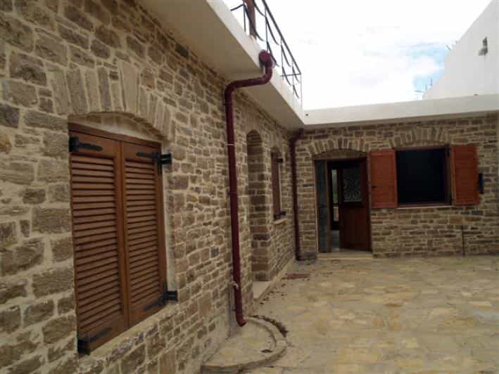 Talo sisään Ierapetra, Kriti 10087092