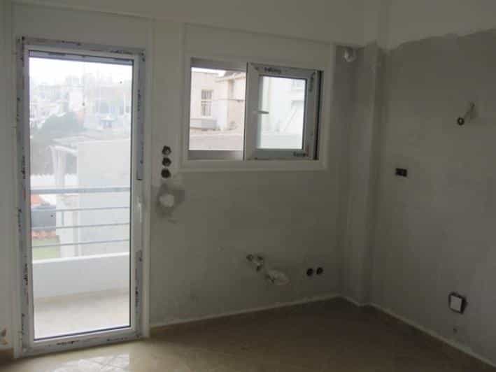 公寓 在 阿吉奧斯·迪米特里奧斯, 阿蒂基 10087143