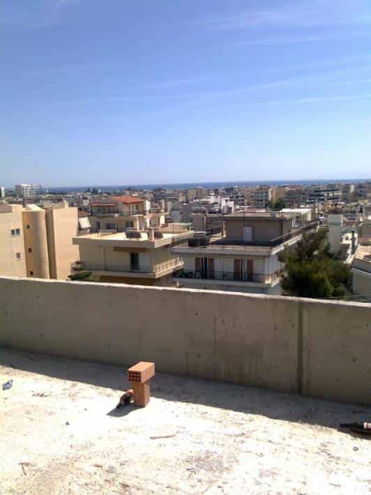 Condominium in Kalamaki, Attica-Athens-South 10087252