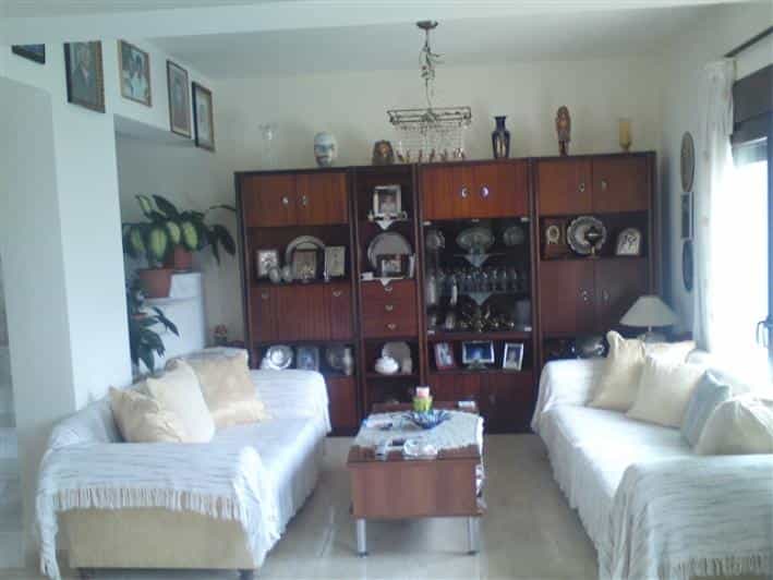 公寓 在 阿凡图, 诺蒂奥·艾加奥 10087255