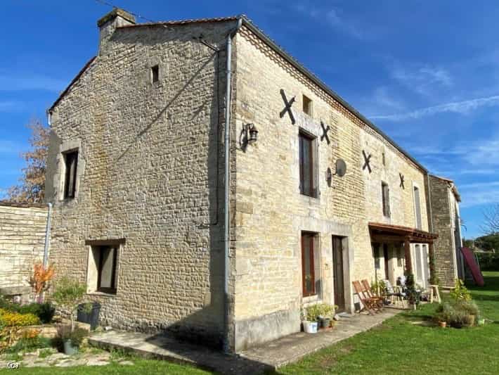 σπίτι σε Villejesus, Nouvelle-Aquitaine 10087733