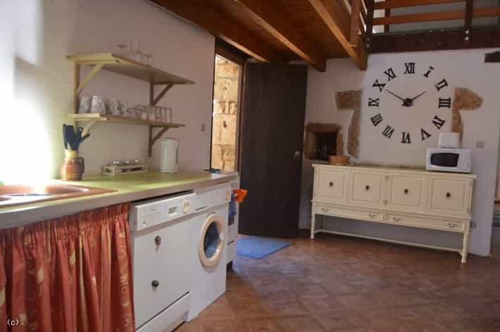 Hus i Villefagnan, Poitou-Charentes 10087795