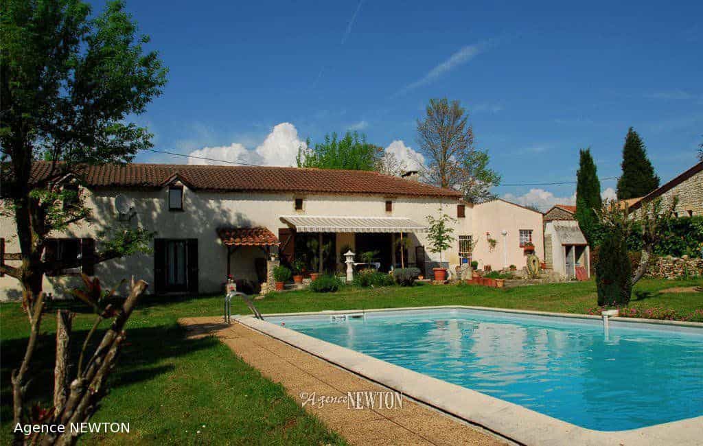 House in Montayral, Nouvelle-Aquitaine 10088036